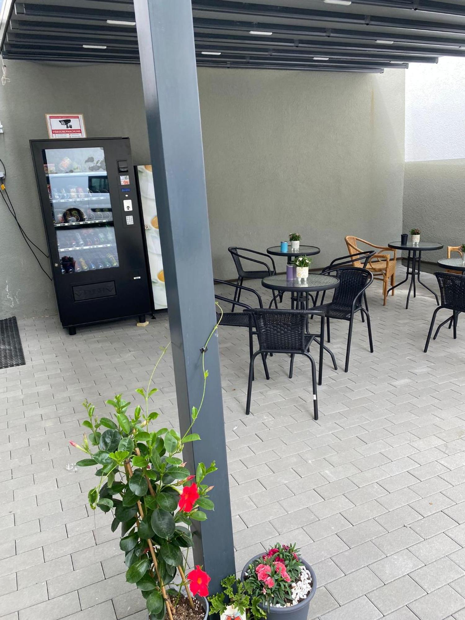 Hostel Linzer City Екстериор снимка